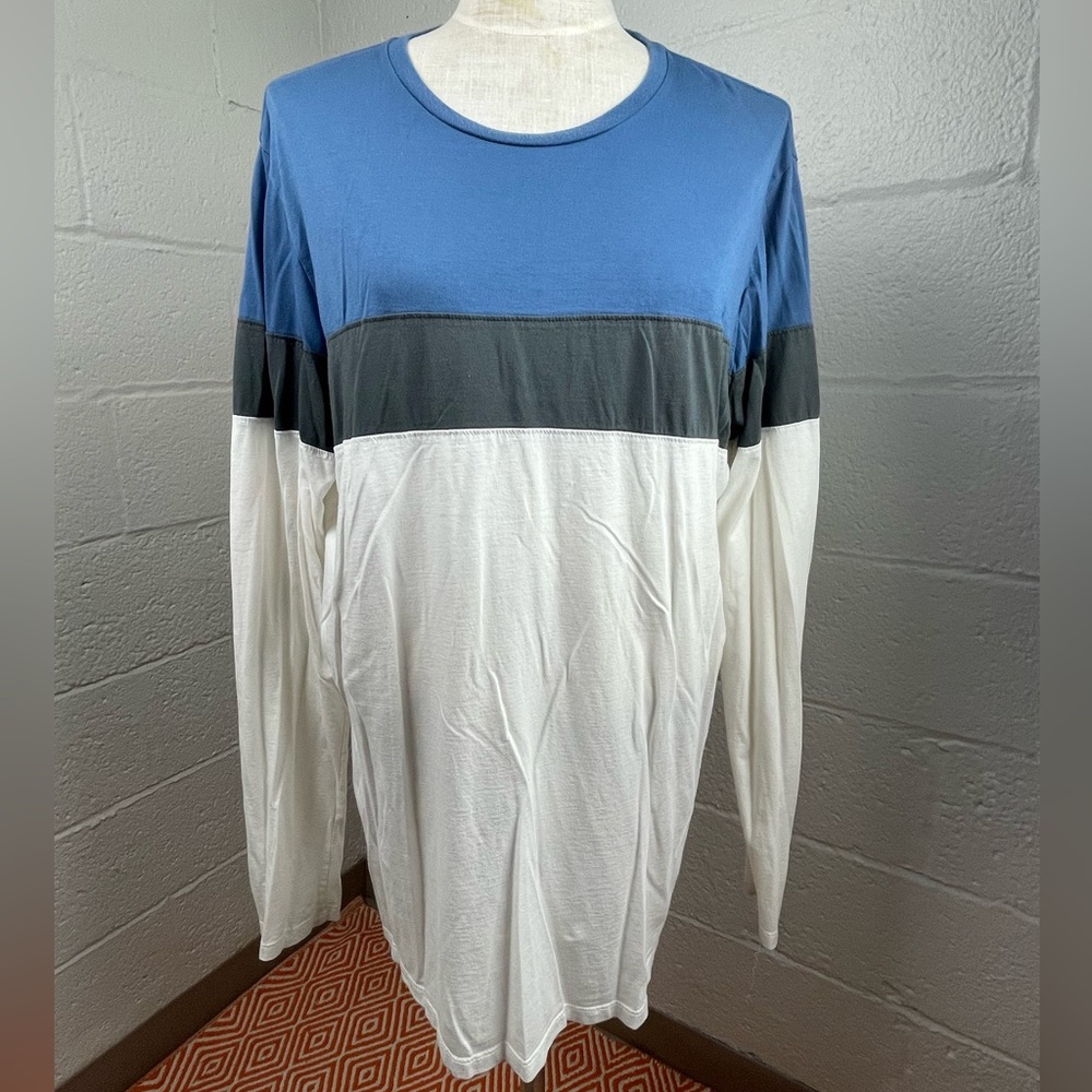 L/XL blue and white Marina Layer long sleeve T-shirt